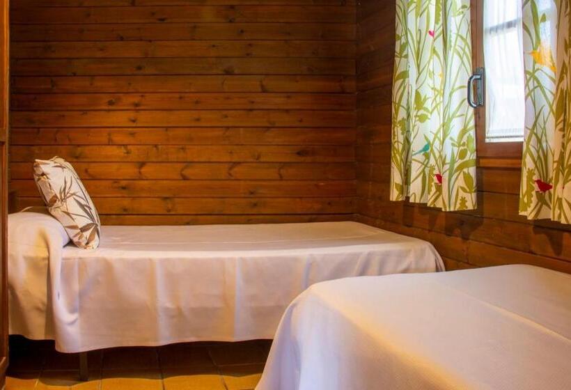 デラックスバンガロー, Camping & Resort Sangulí Salou