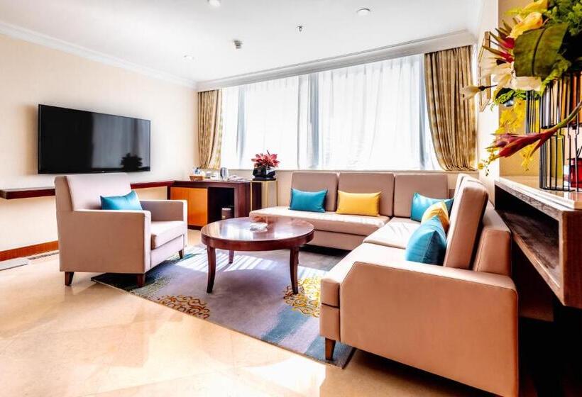 جناح ديلوكس, China Mayors Plaza   Free Shuttle Between Hotel And Exhibition Center & Exhibitor Registration Count
