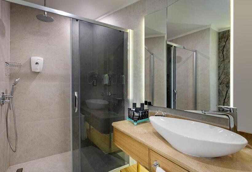 Suite with Terrace, Dobedan World Palace
