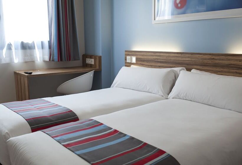 Habitación Estándar, Travelodge Torrelaguna
