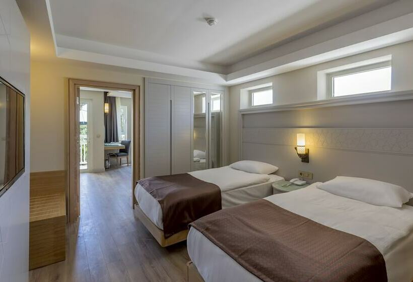 디럭스 패밀리 룸, Swandor Hotels & Resorts   Topkapi Palace