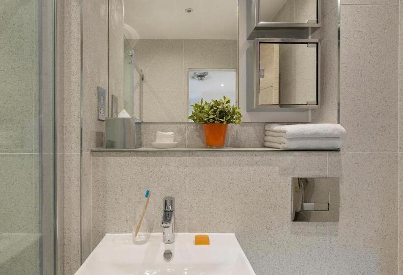 Студио Стандарт Вид на Море с Балконом, Q Square By Supercity Aparthotels