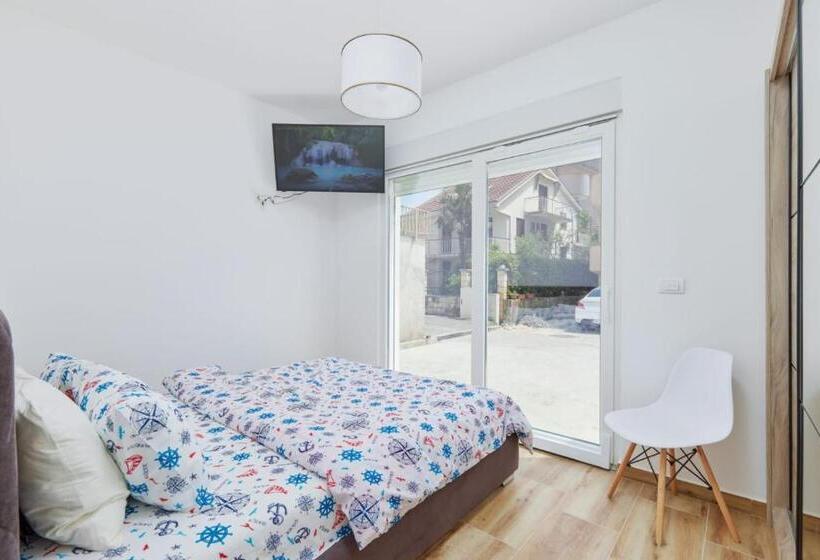 آپارتمان 3 خوابه, Petrovic Apartmani