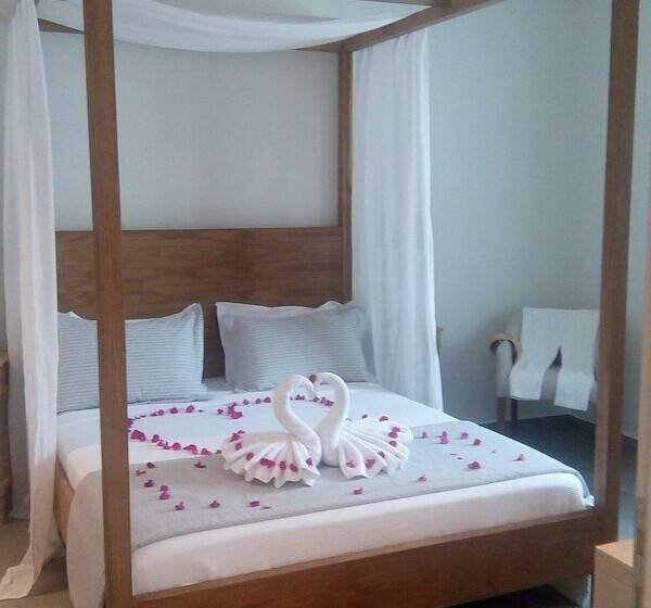 Люкс Повышенной Комфортности, Astra Village Hotel Suites