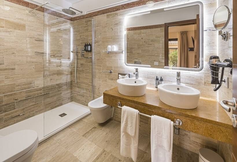 بنجلو عائلى, Grand Palladium Sicilia Resort & Spa