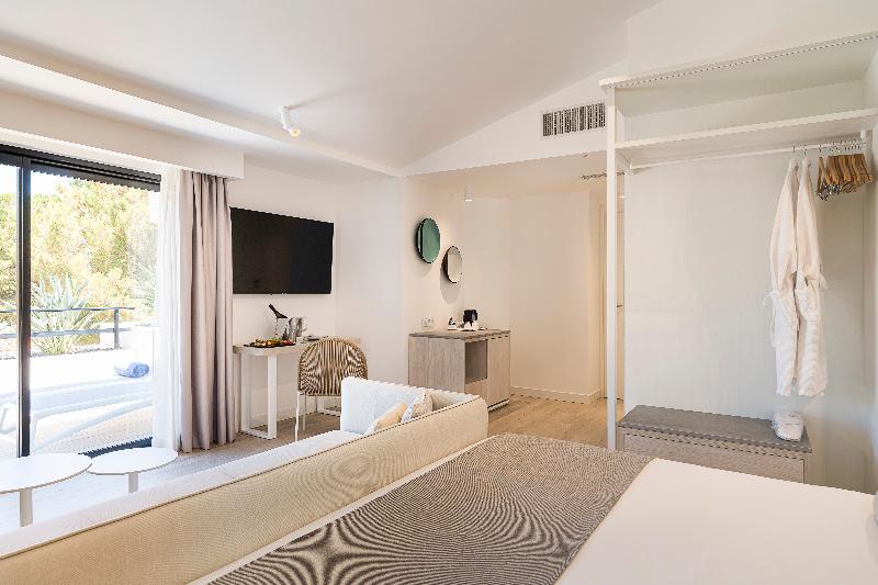Полулюкс, Grand Palladium Sicilia Resort & Spa