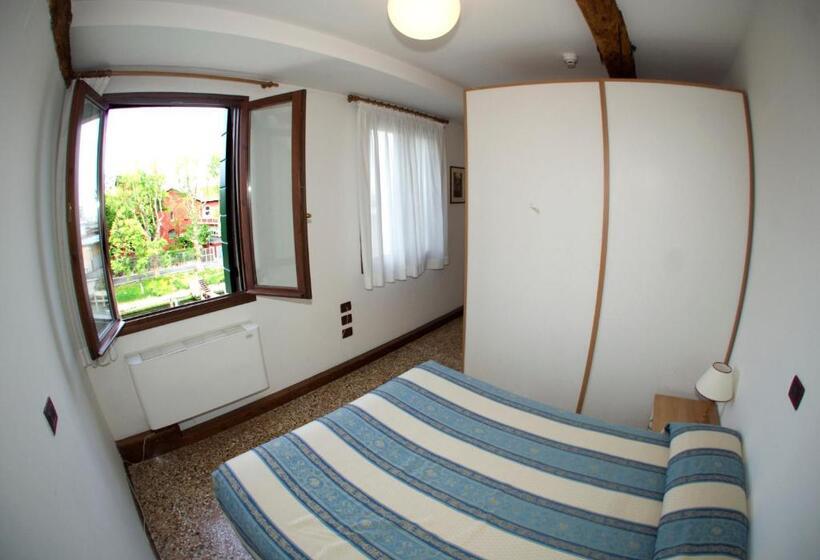 اتاق استاندارد سه نفره, Casa Sant Andrea
