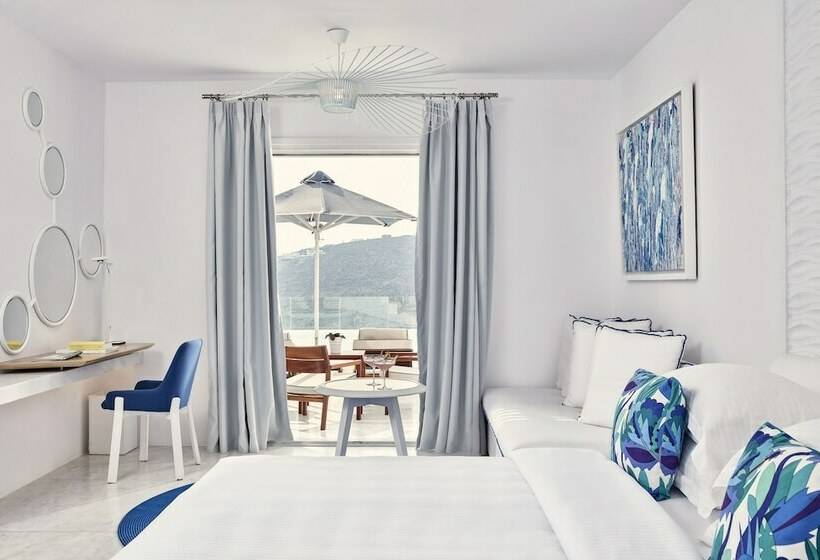 Номер Стандарт, Myconian Ambassador Relais & Chateaux