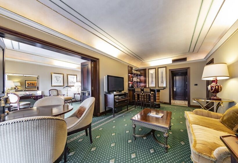 Suite Presidenziale, River Chateau
