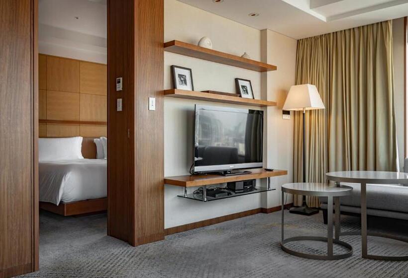 Люкс Клуб, The Strings By Intercontinental, Tokyo, An Ihg