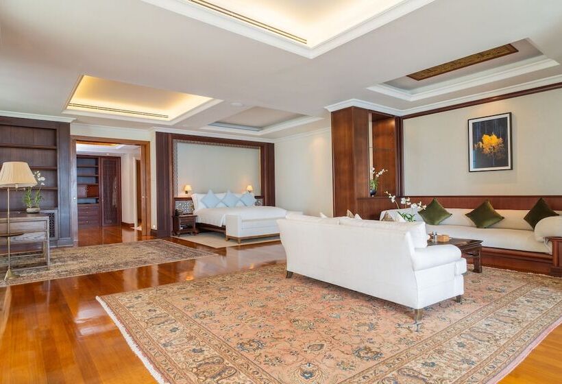 اتاق استاندارد با چشم‌انداز دریا, Trisara Villas & Residences Phuket