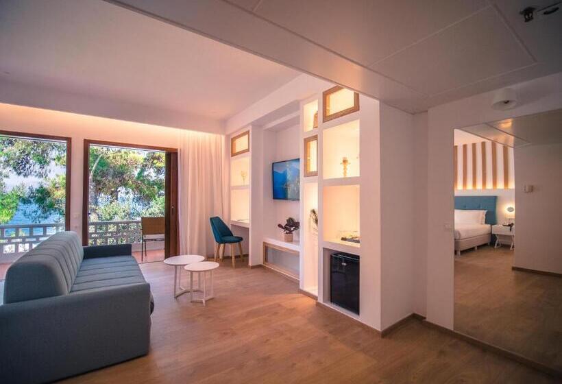 Номер Executive Вид на Море, Wyndham Loutraki Poseidon Resort