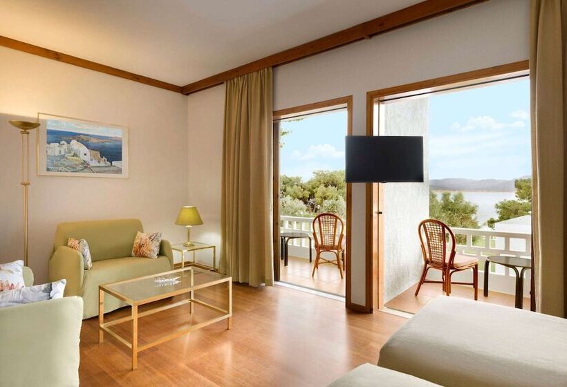 Номер Executive Вид на Море, Wyndham Loutraki Poseidon Resort