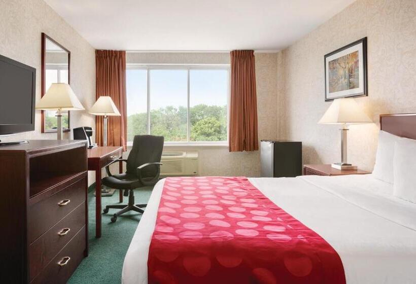スタンダードルーム, Ramada Plaza By Wyndham Montreal