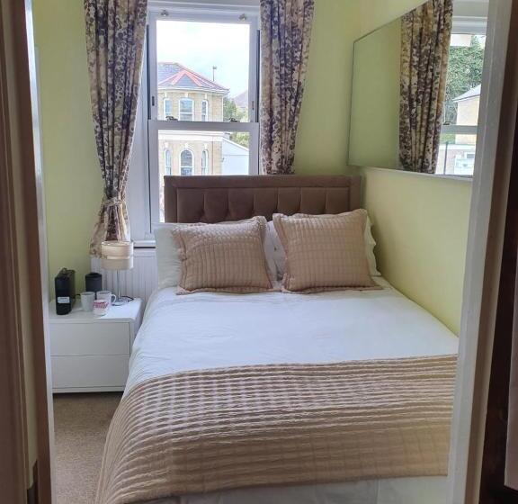 스탠다드 싱글 룸, Clarence House Shanklin