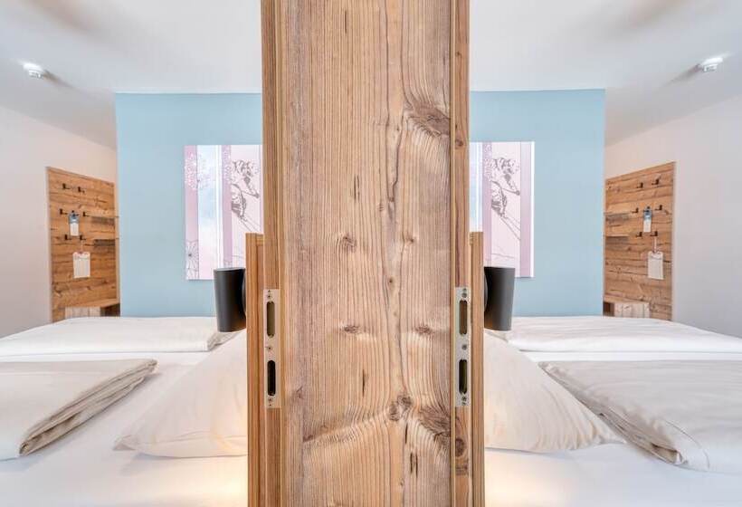 اتاق خانوادگی, Cooee Alpin Hotel Bad Kleinkirchheim