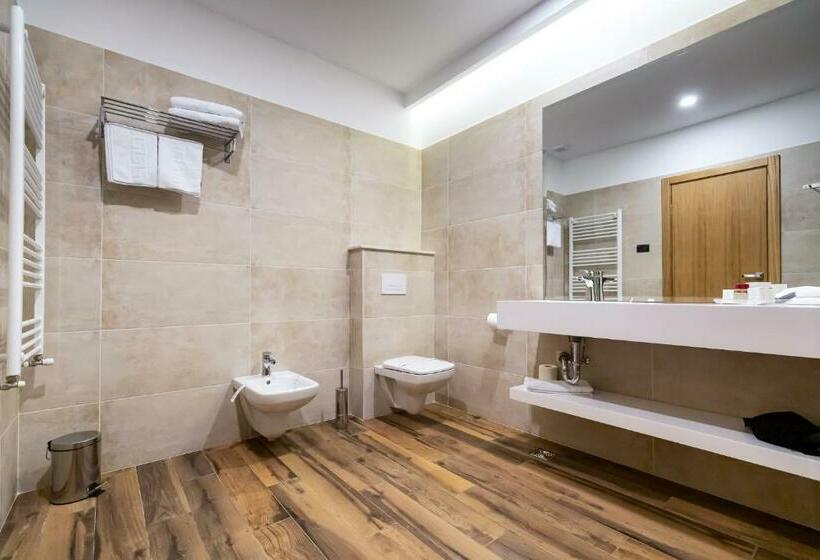 آپارتمان لوکس 1 خوابه, Grand View Hotel & Suites Copou