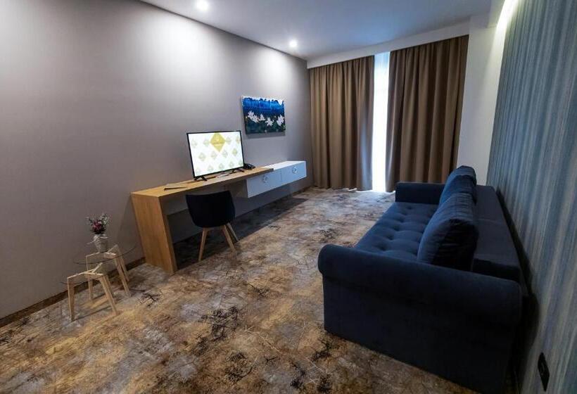 آپارتمان لوکس 1 خوابه, Grand View Hotel & Suites Copou