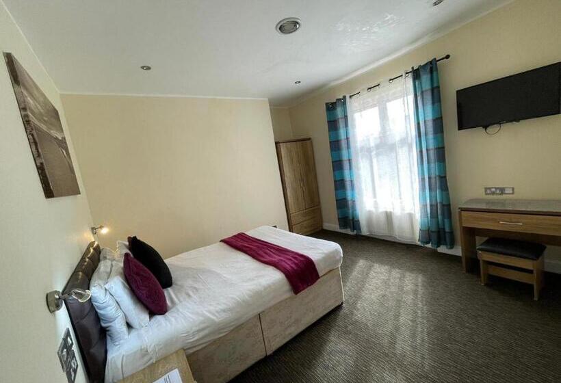 Номер Стандарт, Elsinore Hotel Llandudno