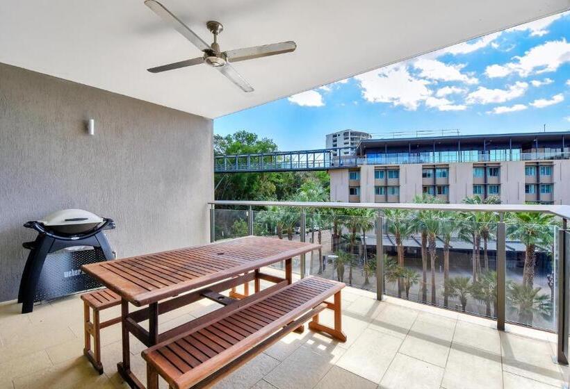 1 Bedroom Apartment Lake View, Darwin Waterfront Short Stay Apartments