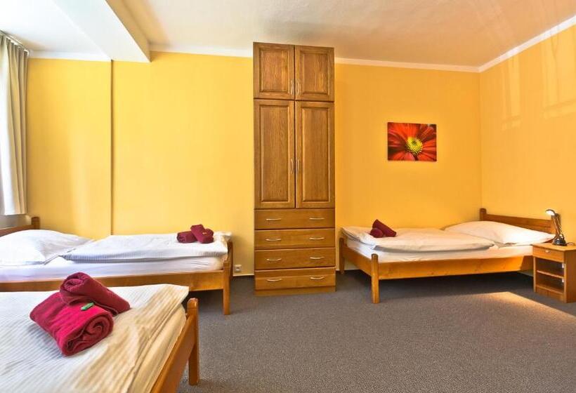 Четырехместный Номер Стандарт, Resort Luna