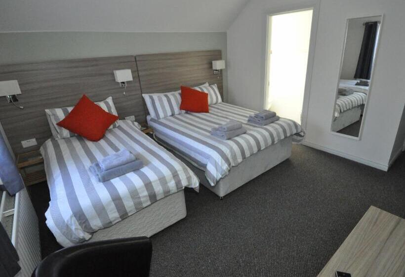 Номер Стандарт Трехместный, Causeway Bay Guesthouse Portrush