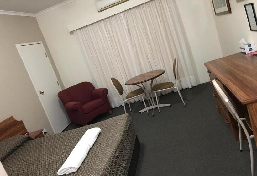 Семейный Номер, The Kidman Wayside Inn
