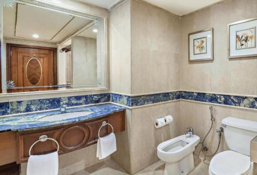 Номер Deluxe с Видом, Dar Al Tawhid Intercontinental Makkah, An Ihg