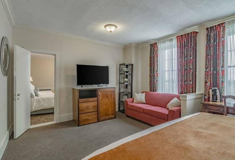 Номер Стандарт 2 Двуспальные Кровати, Bothwell Sedalia Central District, Ascend Hotel Collection