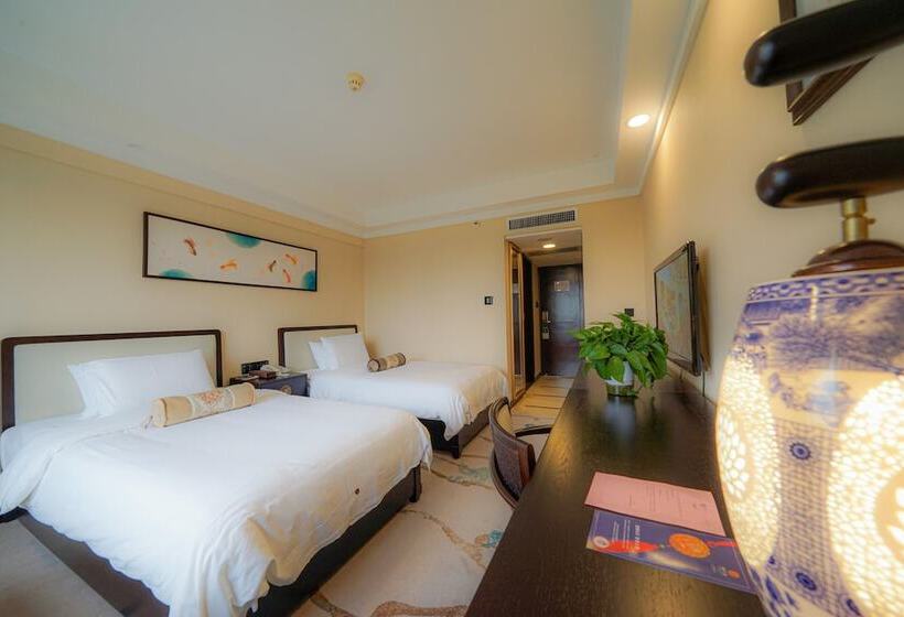 Superior-huone, Guangdong Hotel Free Shuttle & Registration Counter Service During Canton Fair