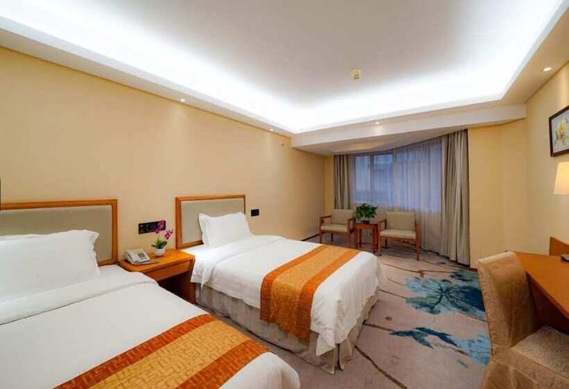 Номер Комфорт, Guangdong Hotel Free Shuttle & Registration Counter Service During Canton Fair