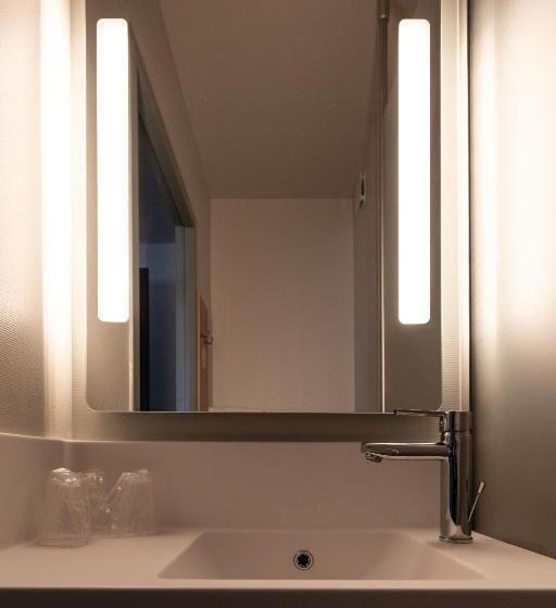 Номер Стандарт Трехместный, B&b Hotel Troyes Magasins D Usine