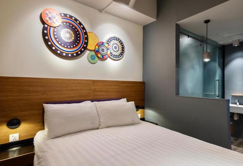 استودیوی استاندارد, Toojou Kota Kinabalu   Hostel