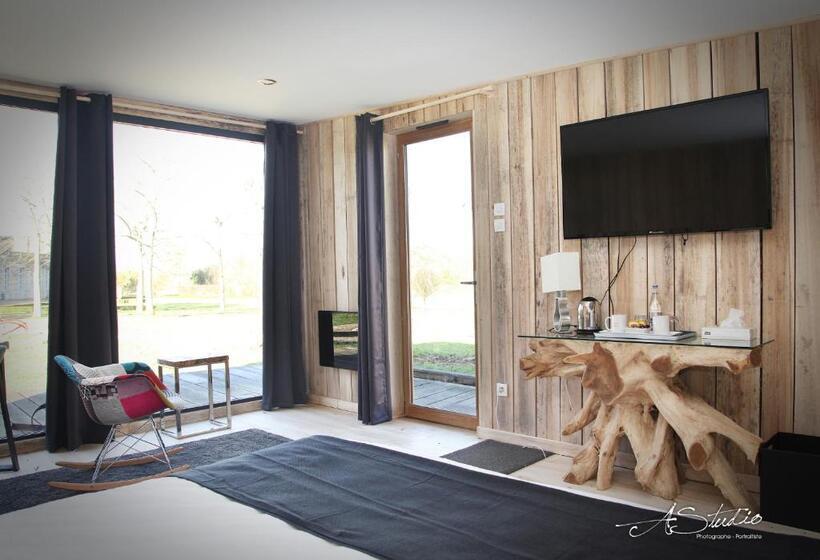 Номер Deluxe, Château Du Bois Guy