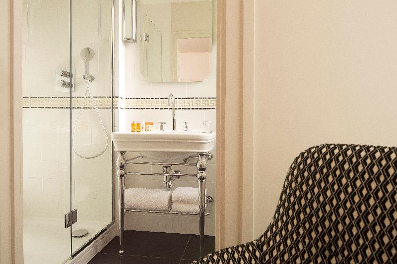 اتاق سوپریور چهار تخته, Hotel Du Collectionneur Arc De Triomphe