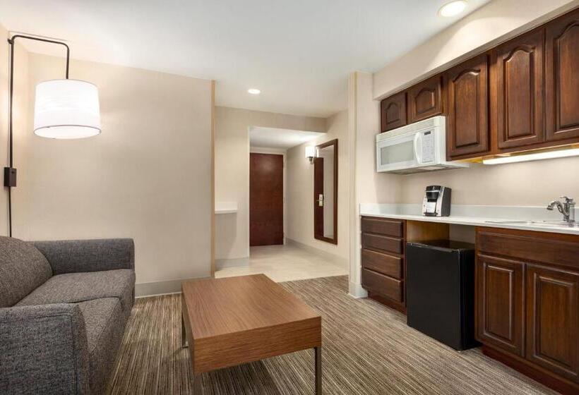 이그제큐티브 스위트, Holiday Inn Express & Suites Philadelphia   Mt Laurel, An Ihg