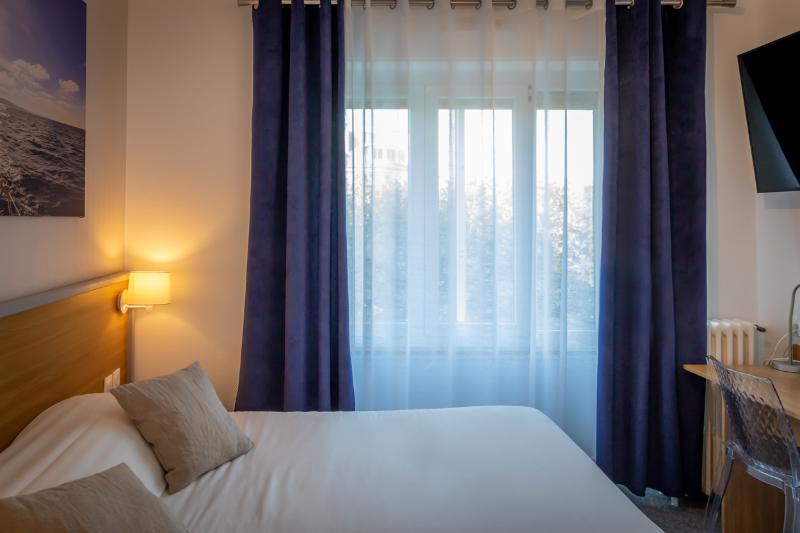 스탠다드 룸, Logis Rex Hotel Lorient
