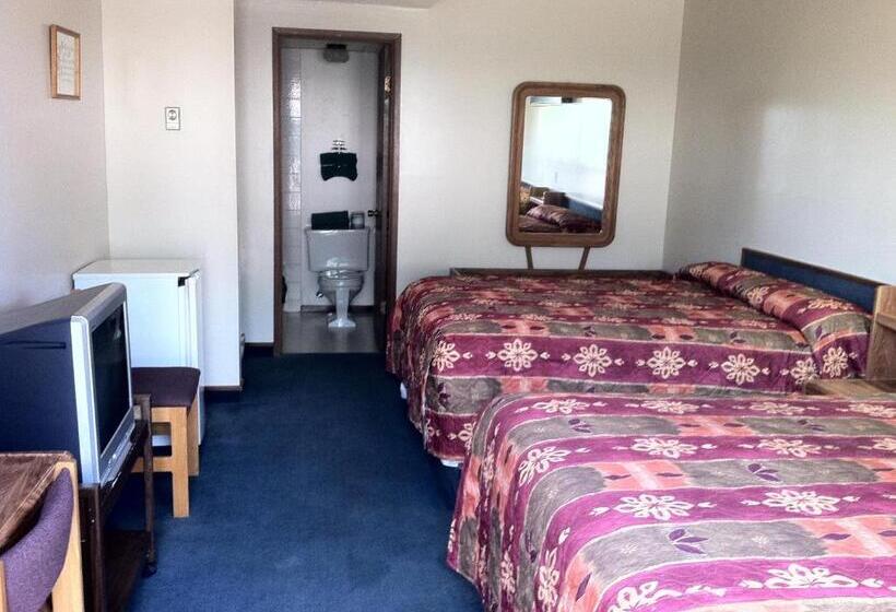 Номер Стандарт 2 Двуспальные Кровати, Circle 6 Motel