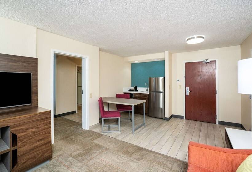 Люкс Кровать Кинг, Hampton Inn & Suites By Hilton West Little Rock