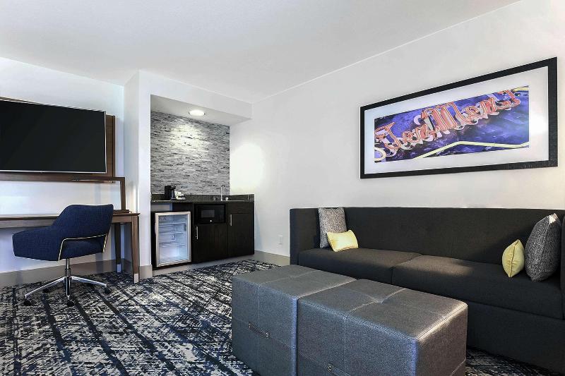Люкс Кровать Кинг, Hampton Inn & Suites Austindowntown/convention Center