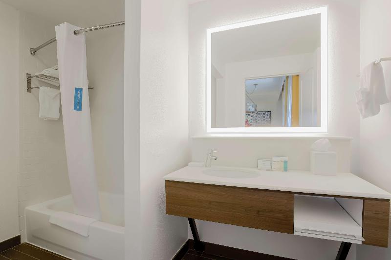 Люкс Кровать Кинг, Hampton Inn & Suites Austindowntown/convention Center