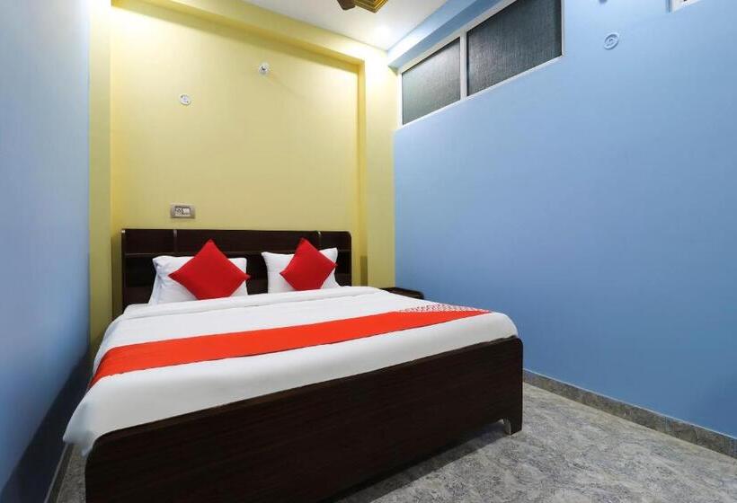 Номер Стандарт, Flagship Fanatic Inn And Banquet Near Chaudhary Charan Singh International Airport