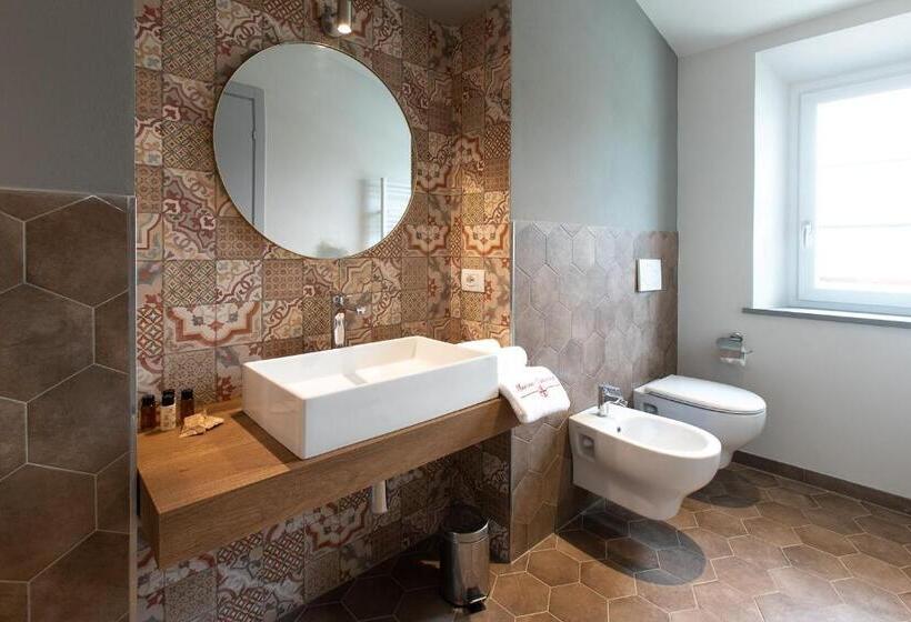 اتاق لوکس, Monna Caterina Wine Resort