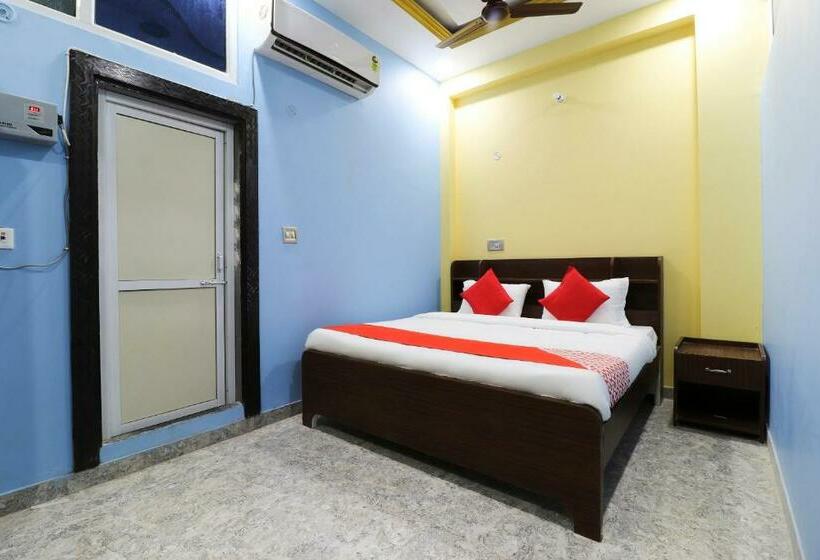 Номер Стандарт, Flagship Fanatic Inn And Banquet Near Chaudhary Charan Singh International Airport