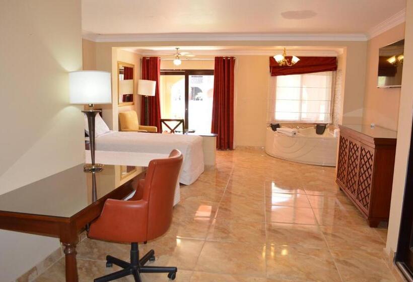 주니어 스위트, Hacienda San Juan Resort