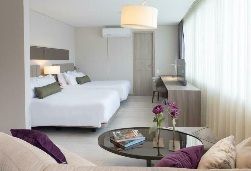سوییت لوکس, York Luxury Suites Medellin By Preferred