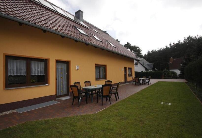 침실 1개 테라스 아파트, Am Waldrand Spreewald