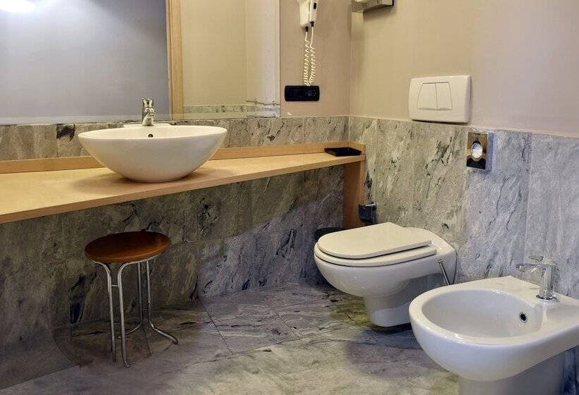 Номер Superior, B&B HOTEL Milano Cologno Studios