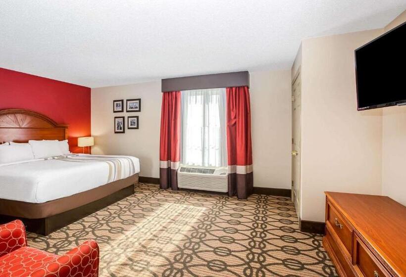 스위트 킹사이즈 침대, La Quinta By Wyndham North Platte