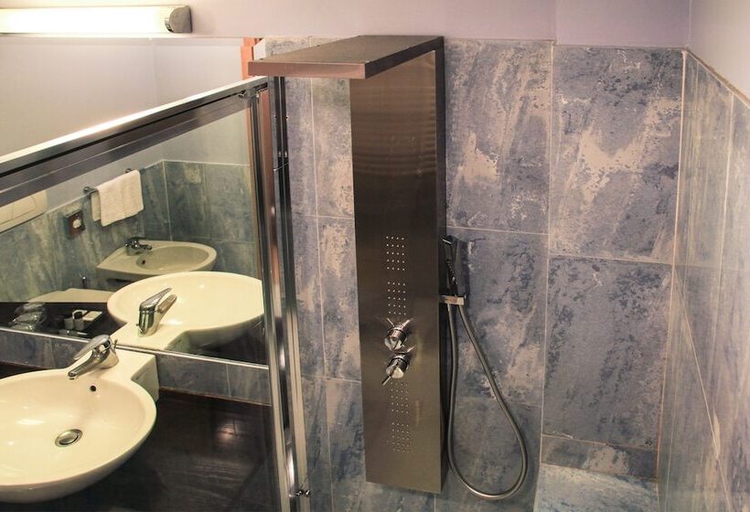 Номер Стандарт, B&B HOTEL Milano Cologno Studios